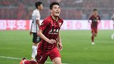 上海上港势不可挡 武磊头顶脚踢两连击上港终于扩大比分