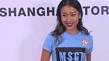 超用心！吉克隽逸低调捐赠防护服 物资写满“加油”