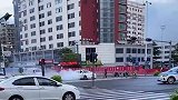 新能源车路边起火自燃，时不时还传出爆炸声