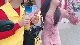 我说我不是故意的你信吗，外卖小哥