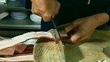 传统美食宝塔肉的做法, 大厨就连切个肉, 都是个技术活