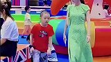 小姐姐喝迷糊了吧