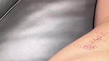 男子到澡堂去搓澡，被师傅搓出刮痧的感觉