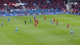 第24分钟纽约城球员丁内霍尔姆射门