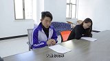 老师教育调皮学生，学生竟然反过来教育了一顿，什么情况？真有意