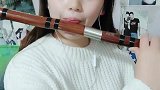 笛子吹得精彩好听，应该给小妹点赞！