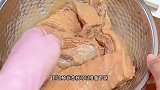 这是我的拿手菜脆皮五花肉，做法简单，鲜香酥脆真的超好吃