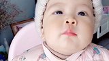 小萌娃的样子，真的好讨人喜欢呀