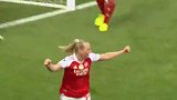 这球黄油手？女足欧冠半决赛里昂门将上演超级巨大失误