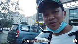 四川绵阳石桥铺这边在搞什么活动？一堆人围着，跟毛哥一起去看看