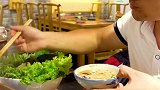 大sao吃老北京铜锅涮肉，一人一锅真过瘾，5斤羊肉卷都不够吃