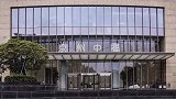 突围陆建设上任第一件事，要一个和齐本安一样大的办公室