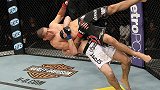 UFC-17年-本周最佳KO：卡比洛夫后翻摔接暴力砸拳生生击晕对手（8月31日）-精华