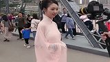街上偶遇一个穿汉服的小姐姐，当她转过头的那一刻，我沦陷了！