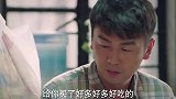 美女要请客吃饭，却被小伙拒绝，万万没想到她直接把菜给倒了！