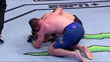 UFC 卫冕成功鹰王退役 泪洒赛场震惊官宣:没有父亲我无法战斗 这是我最后一战 UFC不败传奇小鹰宣布退役