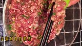 教你做家常菜“尖椒焖肉”的做法，简单易学香辣美味，下酒又下饭