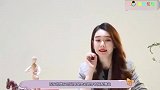 戚薇街拍穿搭与众不同，下衣失踪秀长腿，阔步走机场