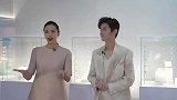 鹿晗关晓彤撒糖秀恩爱，二人一起打羽毛球，一同扮嫩造型好般配