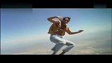 户外极限-20111118-最具震撼的高空坐禅漂移跳伞
