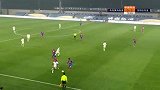 马里边路1V2轻松戏耍 戴伟浚中路跟进射门被挡出