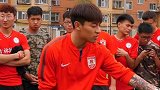 国脚何超走进吉林体育学院 为足球班同学传授职业经验
