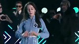 新疆三美，迪丽热巴、佟丽娅、哈萨克孜哪个的舞姿能打动你？