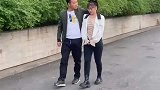 趁老不在家，跑去通宵蹦迪