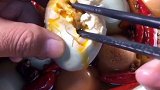 盐蛋做法教程，这样盐出来的蛋各个冒油