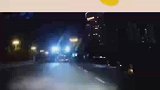 夜间行车，减速慢行！斑马线前一定要注意！