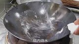 青椒炒腊肉怎样做才好吃？大厨教你烹饪绝招，香辣入味，开胃下饭