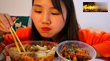 美食分享，小美女，深夜吃这么多胃受得了吗，网友确实是个狠人啊