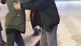 这对闺蜜怎么这么搞笑啊