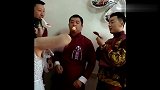 眼看就成功了，伴娘一巴掌过去，下一秒，伴郎气得直接上手了！