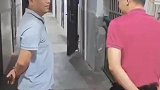 宿舍里扮领导，李鬼遇上李逵
