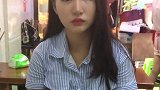 鬼胡胡和老婆吃饭商量谁付钱，老婆的举动太感人了，无话可说