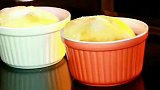 简单又好吃的小甜点，看这色泽，就让人难以抗拒