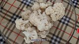 早餐最营养的吃法，1根萝卜半颗花菜，不用炒不用炖，出锅比肉香