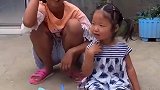 妹妹怎么做地上了