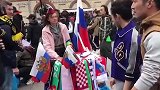 谢霆锋在歌手演员厨师三个领域都做到了巅峰，成为一代传奇