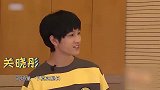 女明星腿长大比拼：关晓彤腿长一米，乔欣头部以下全是腿