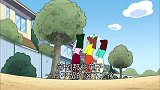 蜡笔小新：小新他们帮老师打扫落叶，可是越帮越忙