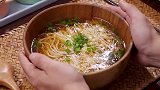一碗朴实无华的阳春面代表了扬州人的生活态度，美丽的扬州，加油