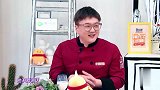 周冬雨说易烊千玺是不苟言笑代言人，听他“说脏话”笑场