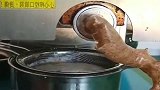 一斤核桃能榨三斤油，这机器太好用了，以后就靠它维持生活了！