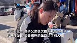 妈妈带8岁儿子摆摊擦鞋抗癌，54岁姥姥跑外卖赚医药费：早6晚11一天跑17个小时