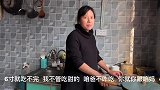 家公53岁生日，儿媳炖腊排骨又订蛋糕，小优优会说生日快乐吗？