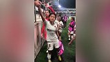 王霜打入中国大陆球员欧冠首球 巴黎女足赛后谢场受球迷追捧