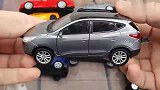 满盒合金小汽车模型玩具展示