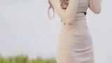 比起颜值，美女身上的大量的纹身更吸引我